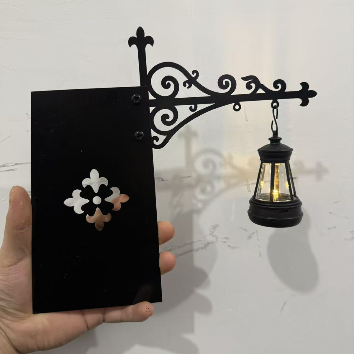 New cross-border product: Library Lantern-Decorative Bookshelf Lighting