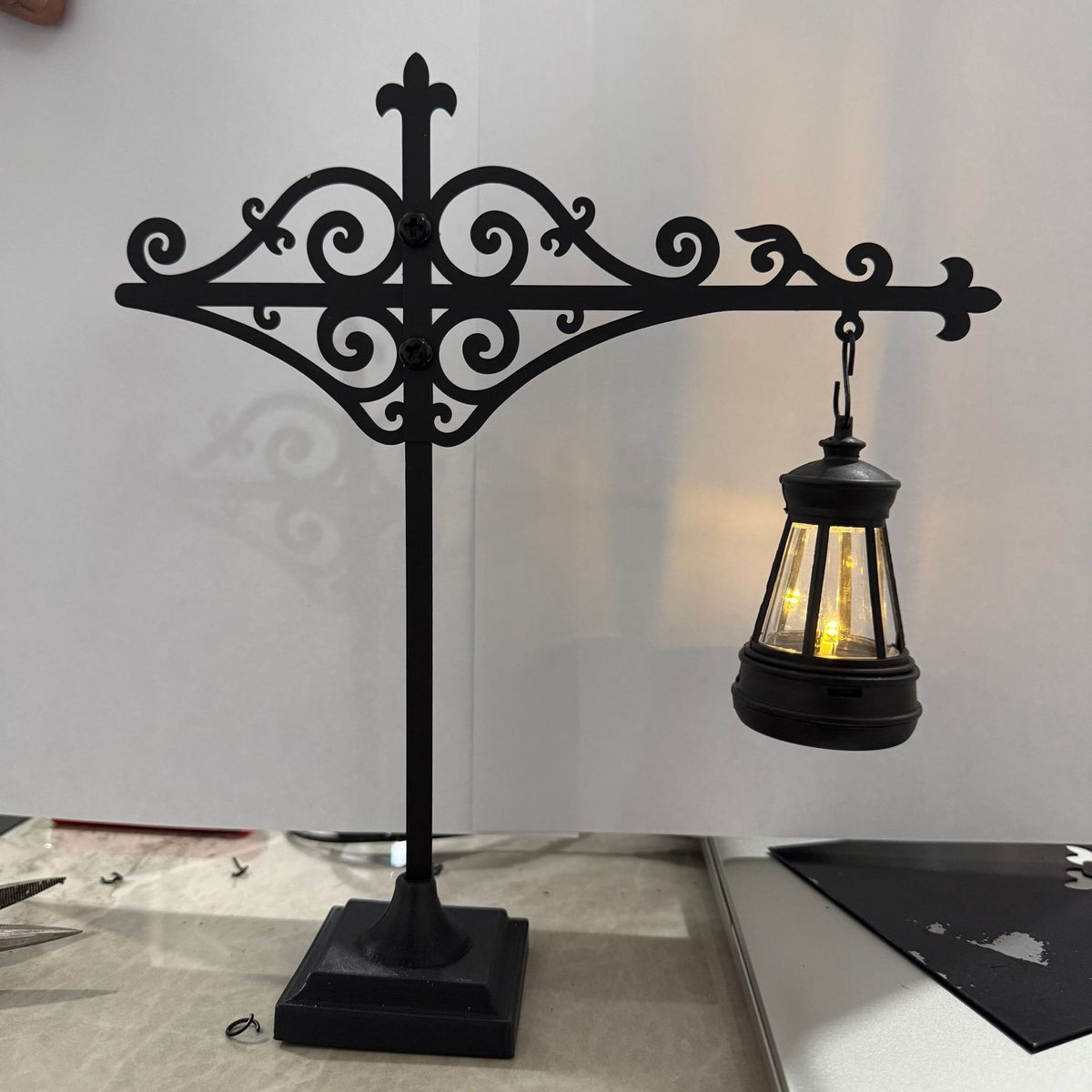 New cross-border product: Library Lantern-Decorative Bookshelf Lighting